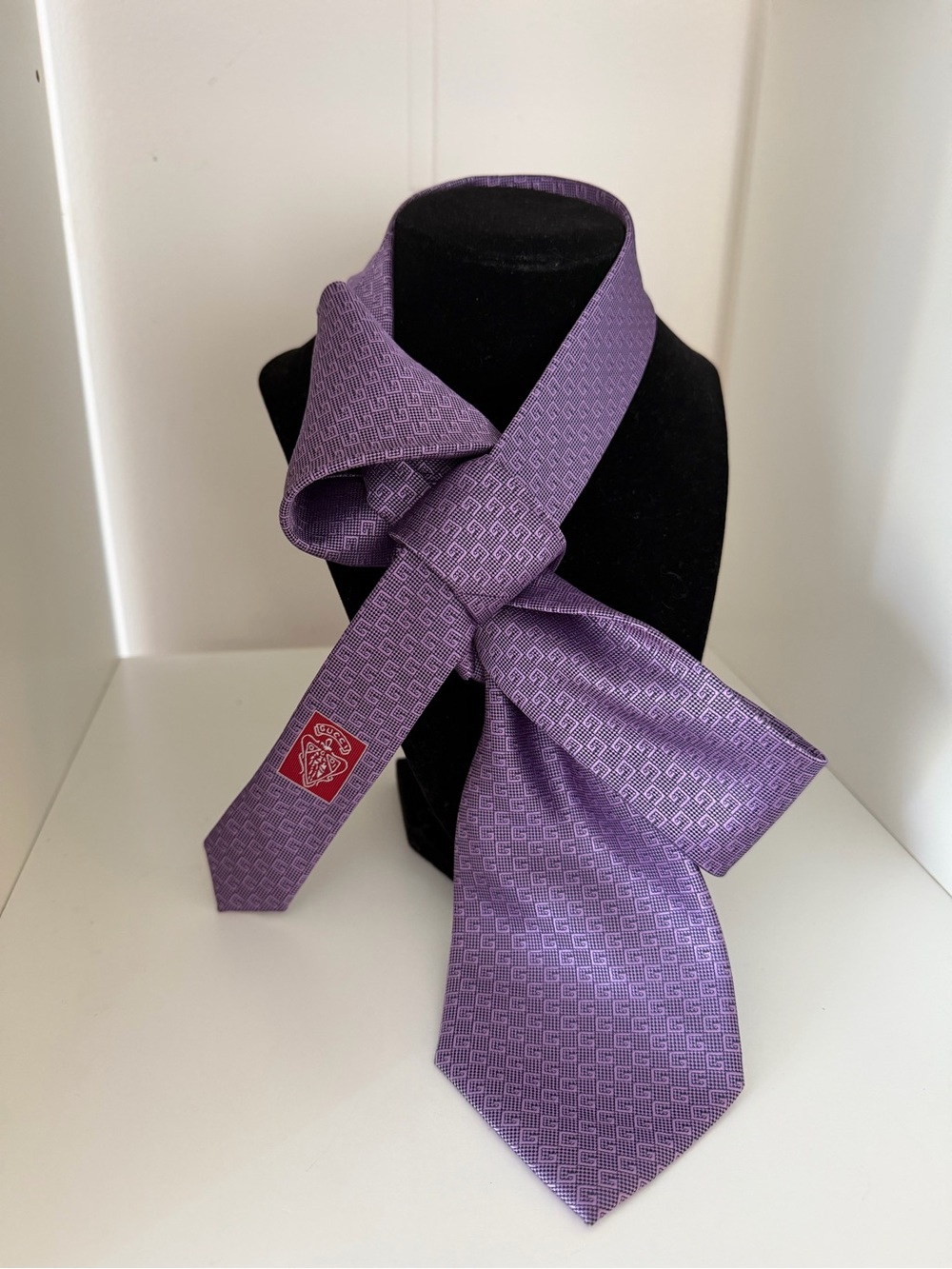 Gucci Purple GG Monogram Jacquard Silk Tie Designer Necktie